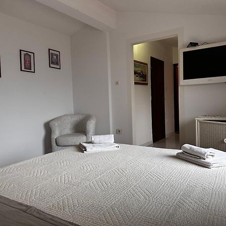 Apartments Vesna فونتانا المظهر الخارجي الصورة
