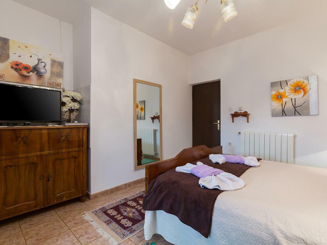 Apartments Vesna فونتانا الغرفة الصورة